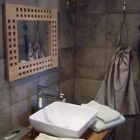 Chambres D'hotes Nidadour Couette-café *
