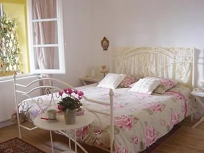 Chambres D'hotes Nidadour Bed and Breakfast