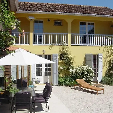 Chambres D'hotes Nidadour Bed and Breakfast *
